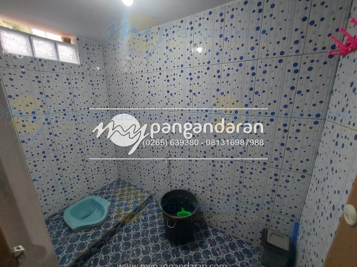 Tampilan Kamar Mandi Rumah Sewa Bi Rohini Pangandaran